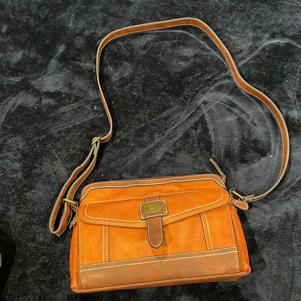 Concept crossbody purse. Size 12x8 brown color